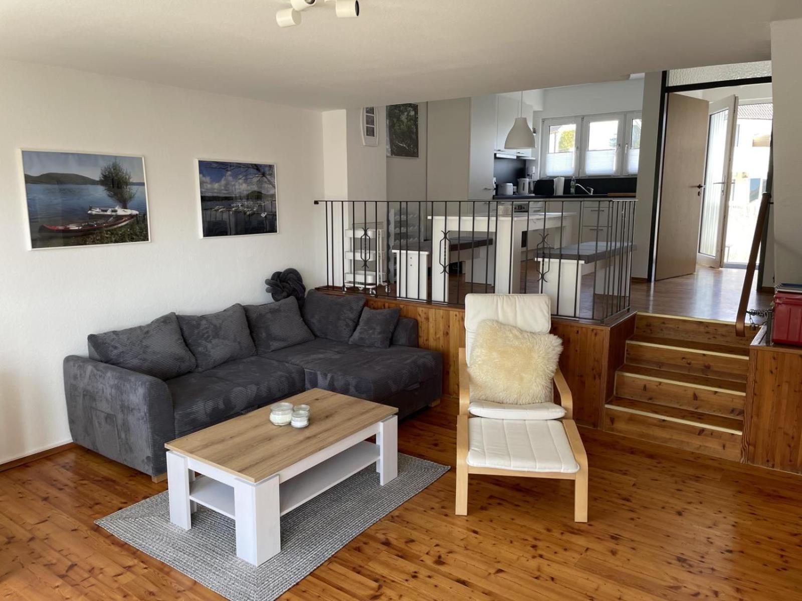 Gemutliche 93m2Fewo mit 2 Schlafzimmern und seitlichem Seeblick vom Balkon Scheid  Exterior foto