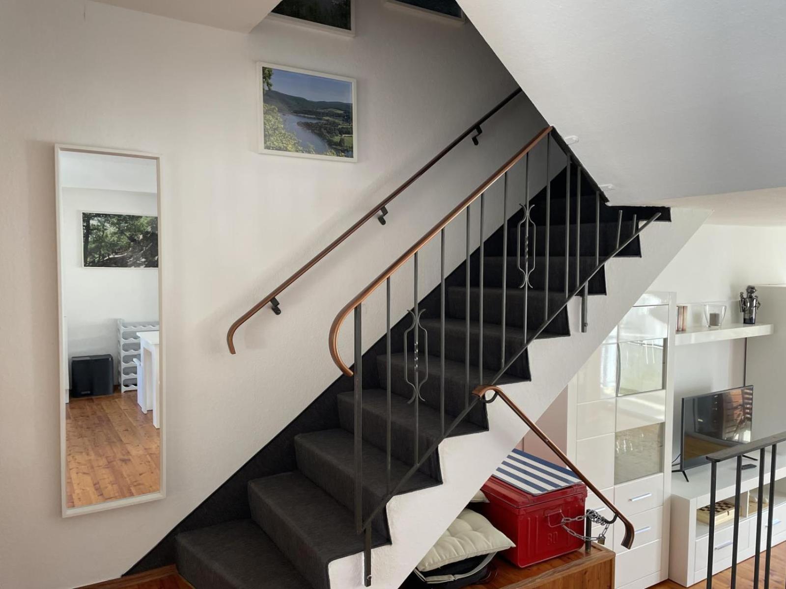 Gemutliche 93m2Fewo mit 2 Schlafzimmern und seitlichem Seeblick vom Balkon Scheid  Exterior foto