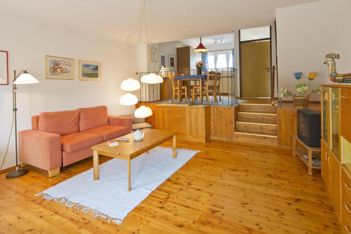 Gemutliche 93m2Fewo mit 2 Schlafzimmern und seitlichem Seeblick vom Balkon Scheid  Exterior foto